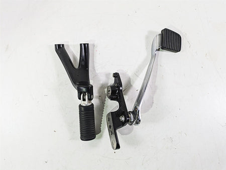 2018 Harley FXBR Softail Breakout Right Footpeg + Mount & Brake Pedal 50500746 {{ shop.shopifyCountryName }} - Mototech271