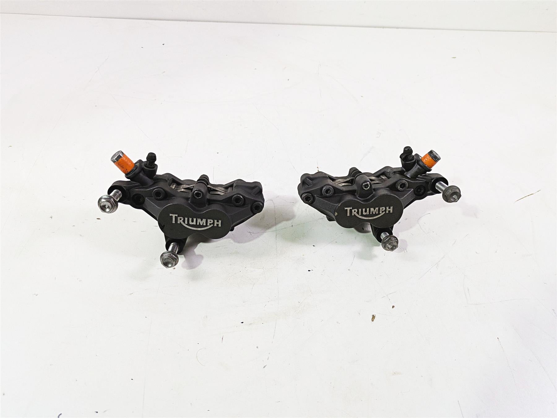 2013 Triumph Tiger 1215 Explorer Front Brake Caliper Abs Set T2020955 T2020965