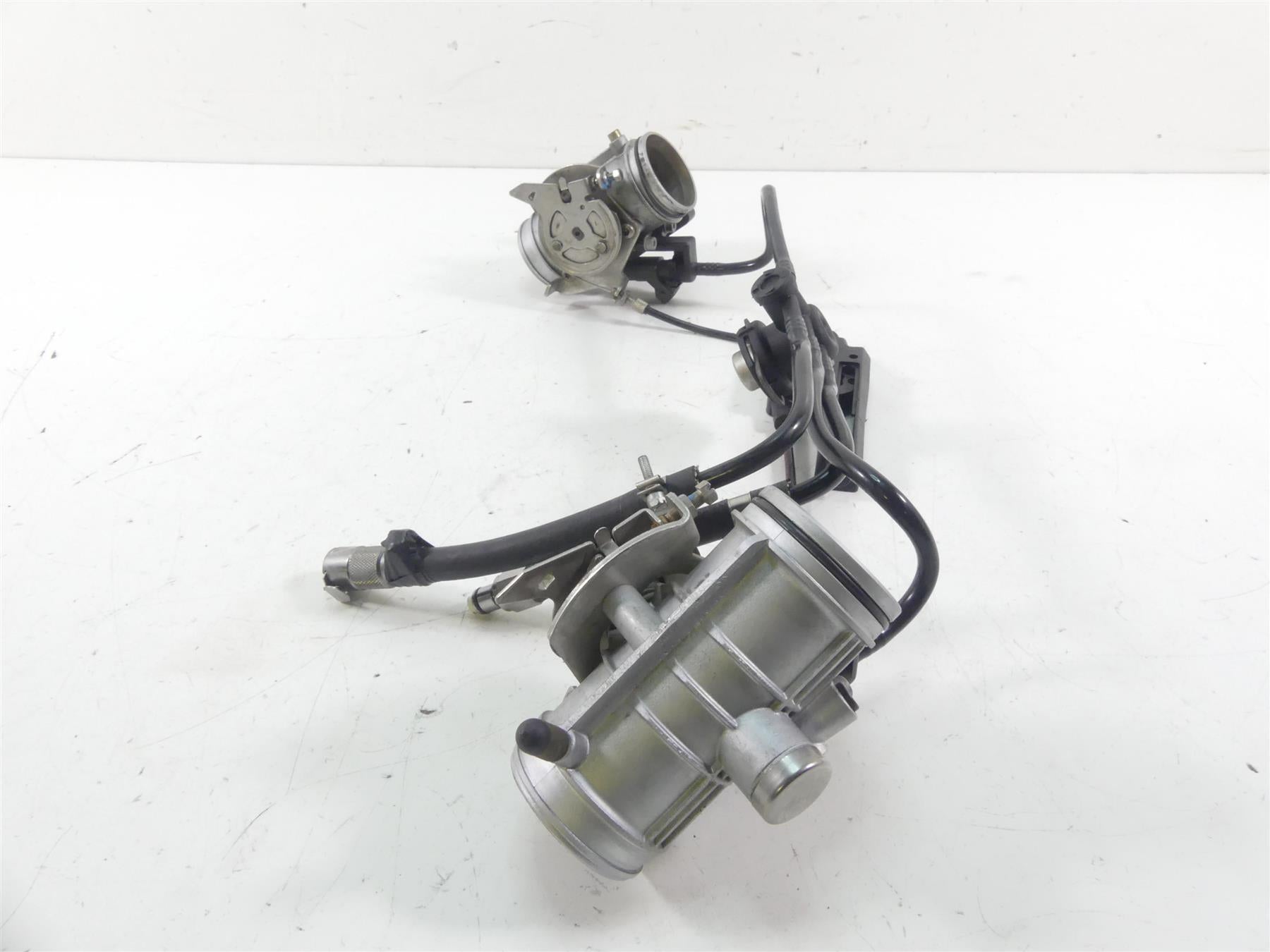 2003 BMW R1150 GS R21 Throttle Body Set & Junction Box 13541342495 13541342496 {{ shop.shopifyCountryName }} - Mototech271