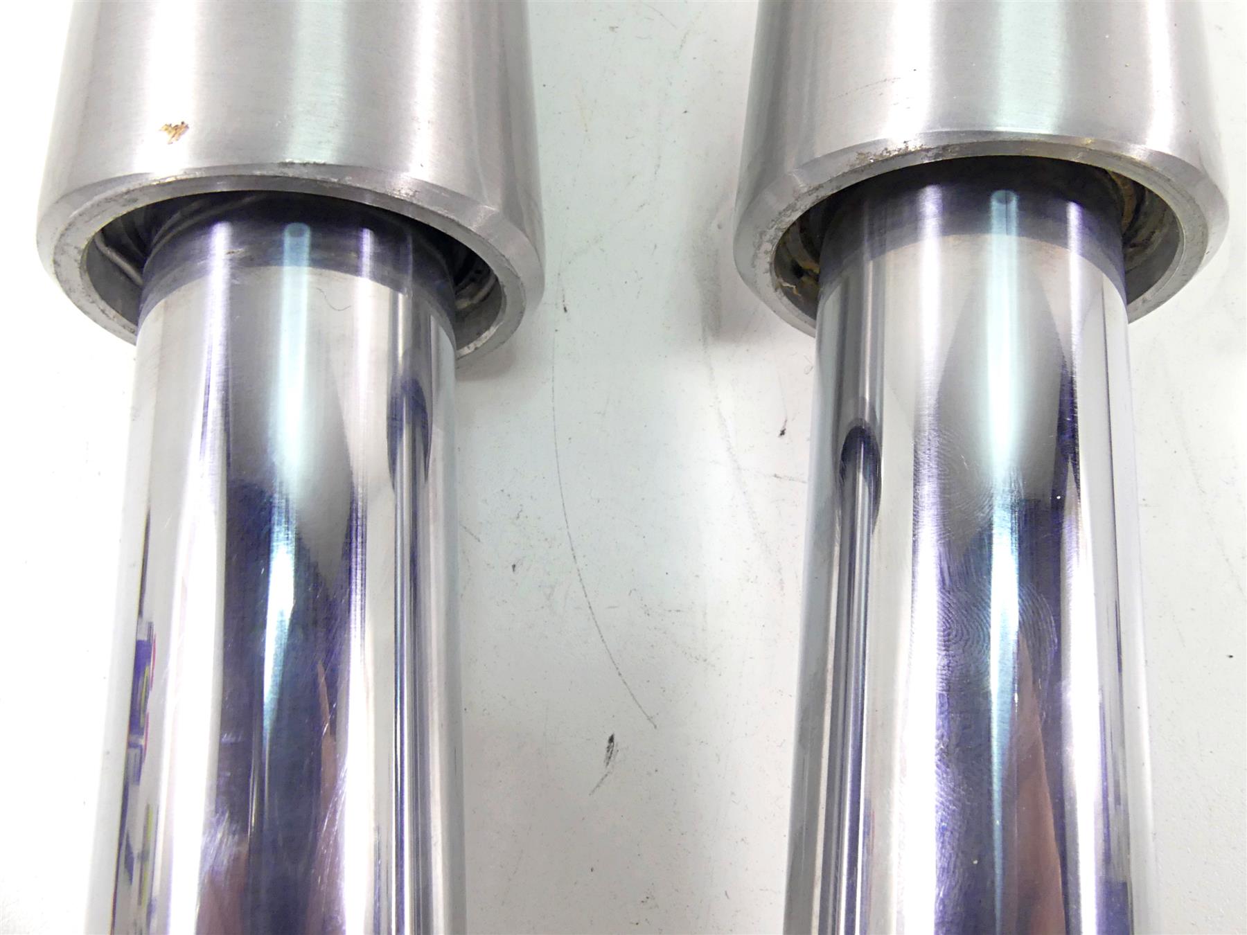 2004 Harley Touring FLHTCUI Electra Glide Front Fork Leg Set 41mm-Read 46497-02A {{ shop.shopifyCountryName }} - Mototech271