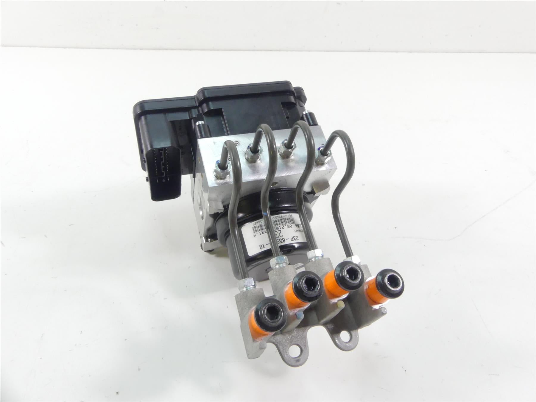2017 Yamaha XT1200Z Super Tenere Abs Brake Pump Unit Module 23P-85930-19-00 {{ shop.shopifyCountryName }} - Mototech271