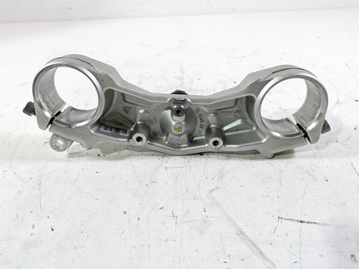 2022 BMW R1250 RT K052 Lower Triple Tree Steering Clamp 31429443338 {{ shop.shopifyCountryName }} - Mototech271