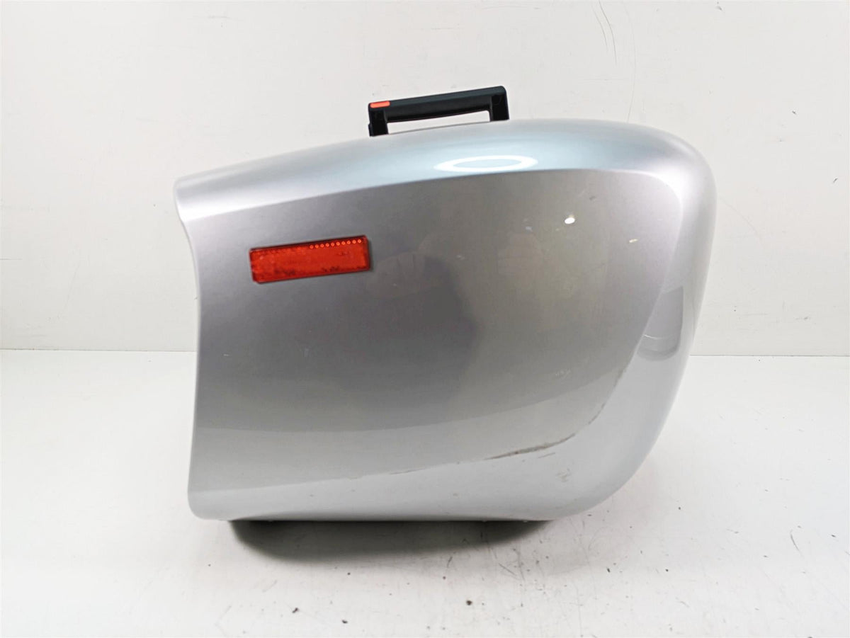 2007 BMW R1200RT K26 Right Saddlebag Saddle Bag 46547714438 {{ shop.shopifyCountryName }} - Mototech271
