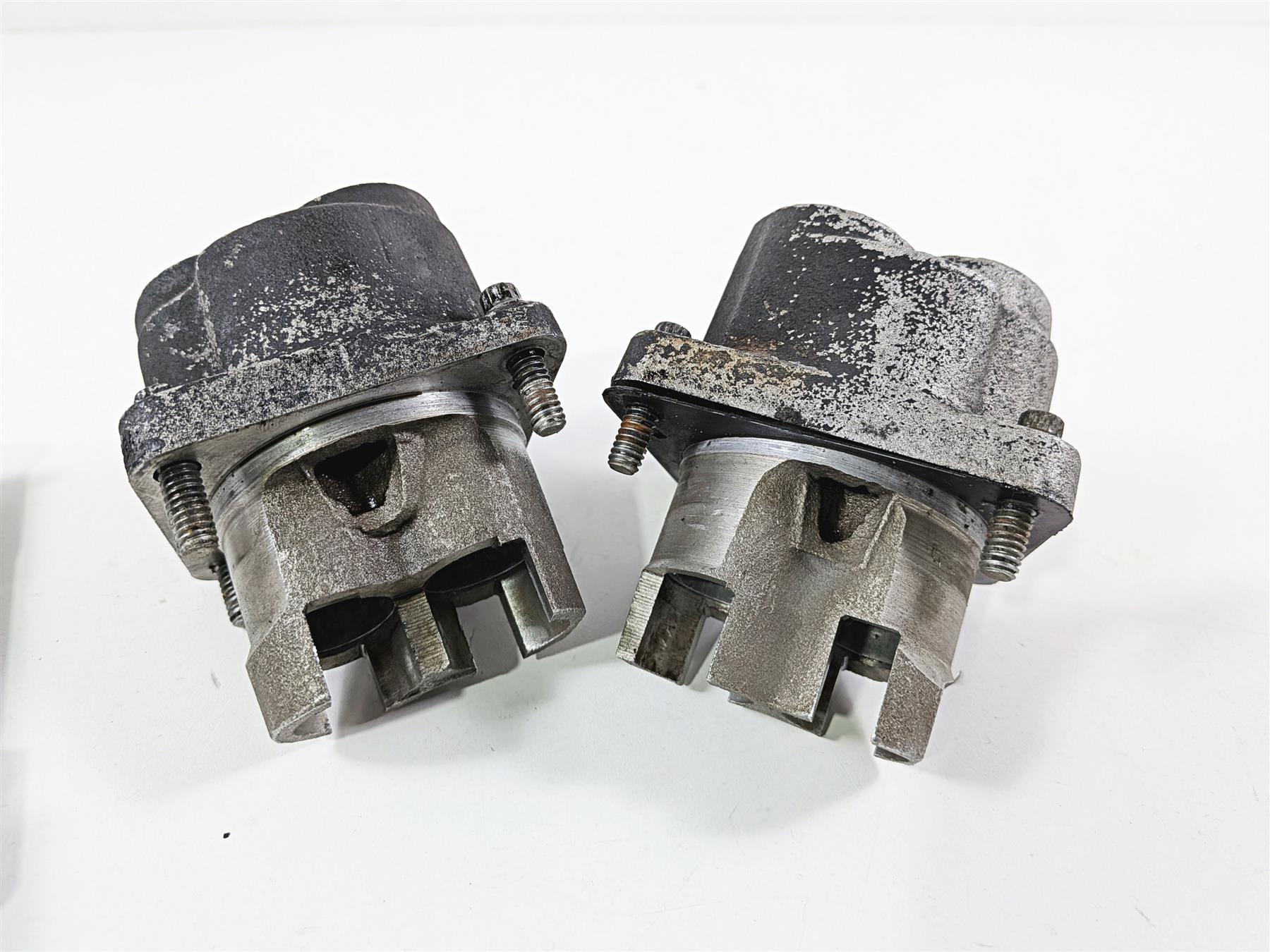 1990 Harley Touring FLHTC Electra Glide Push Rod Tapped Guide Covers 18540-83C {{ shop.shopifyCountryName }} - Mototech271