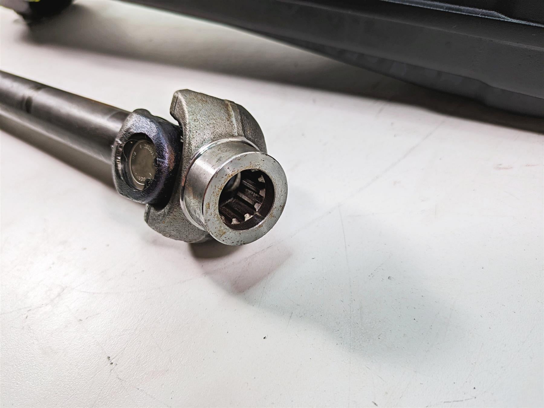2020 Moto Guzzi V85 TT Adventure Differential Drive Shaft Swingarm Set 2B004678 {{ shop.shopifyCountryName }} - Mototech271