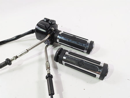 2007 Harley Sportster XL1200 C Right Hand Control Switch Grip Set 71684-06A {{ shop.shopifyCountryName }} - Mototech271