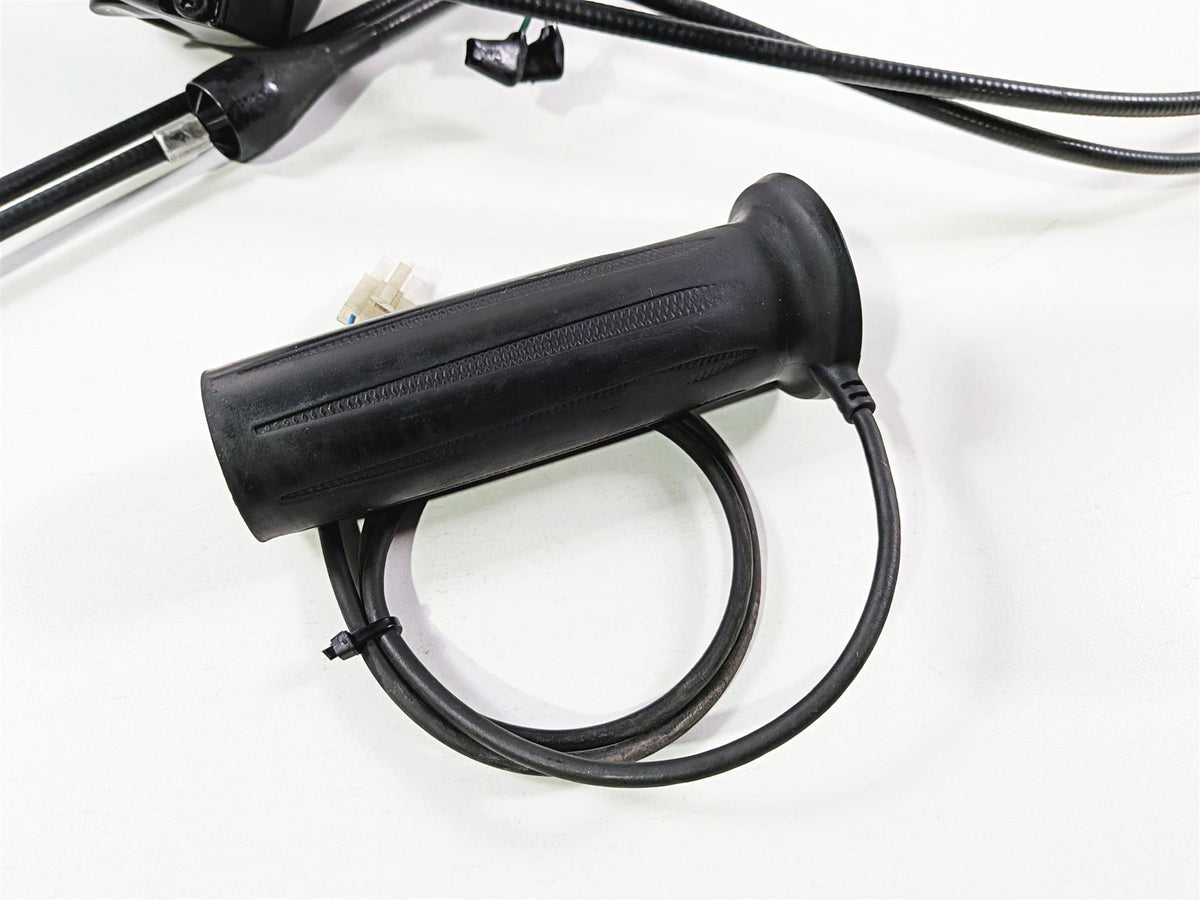 2013 Victory Vision Tour Right Hand Control Switch & Grip Heater 4011357 {{ shop.shopifyCountryName }} - Mototech271