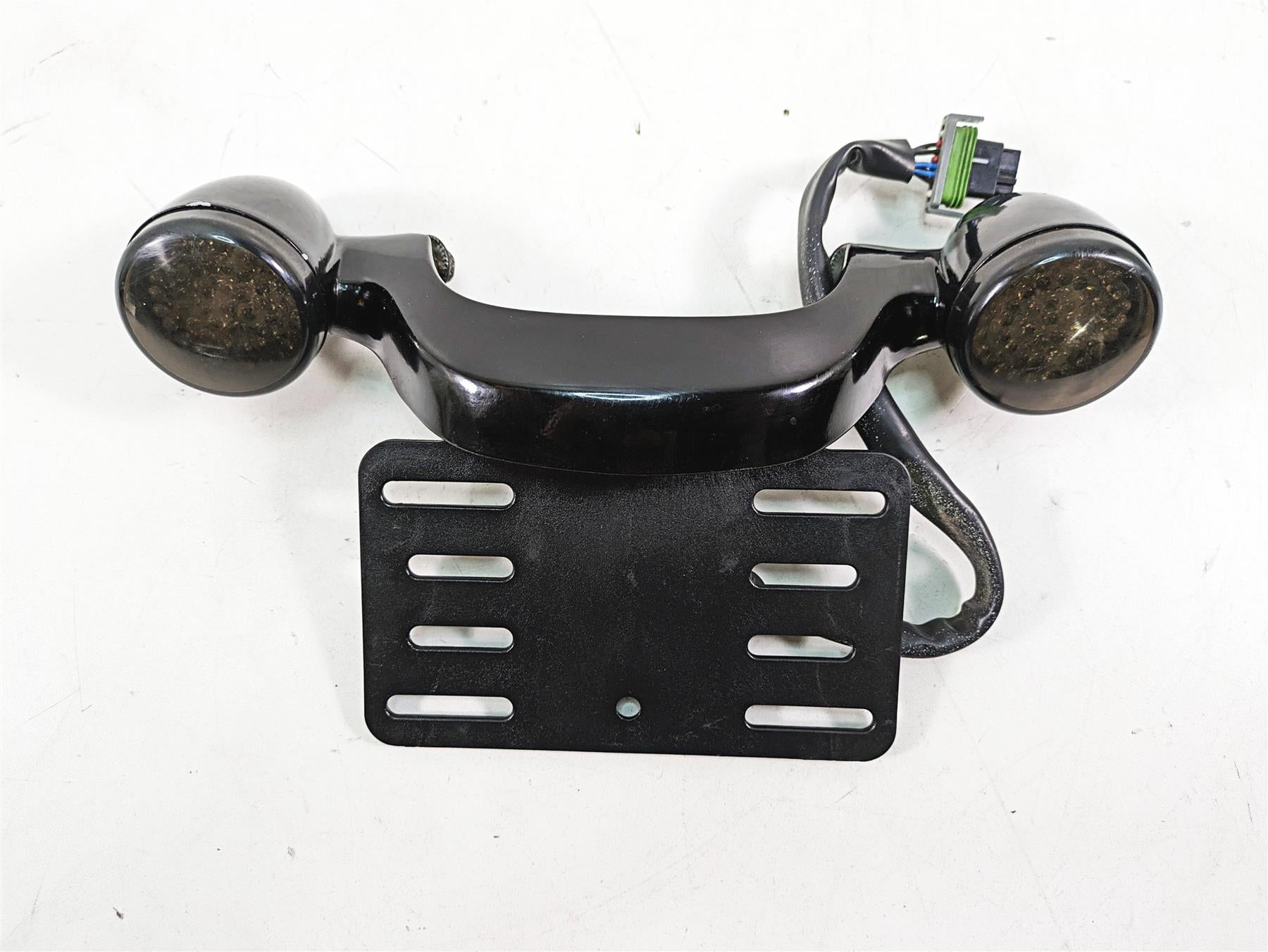 2019 Harley Touring FLHX Street Glide Rear Led Blinker Turn Signal Bar 73314-10 {{ shop.shopifyCountryName }} - Mototech271