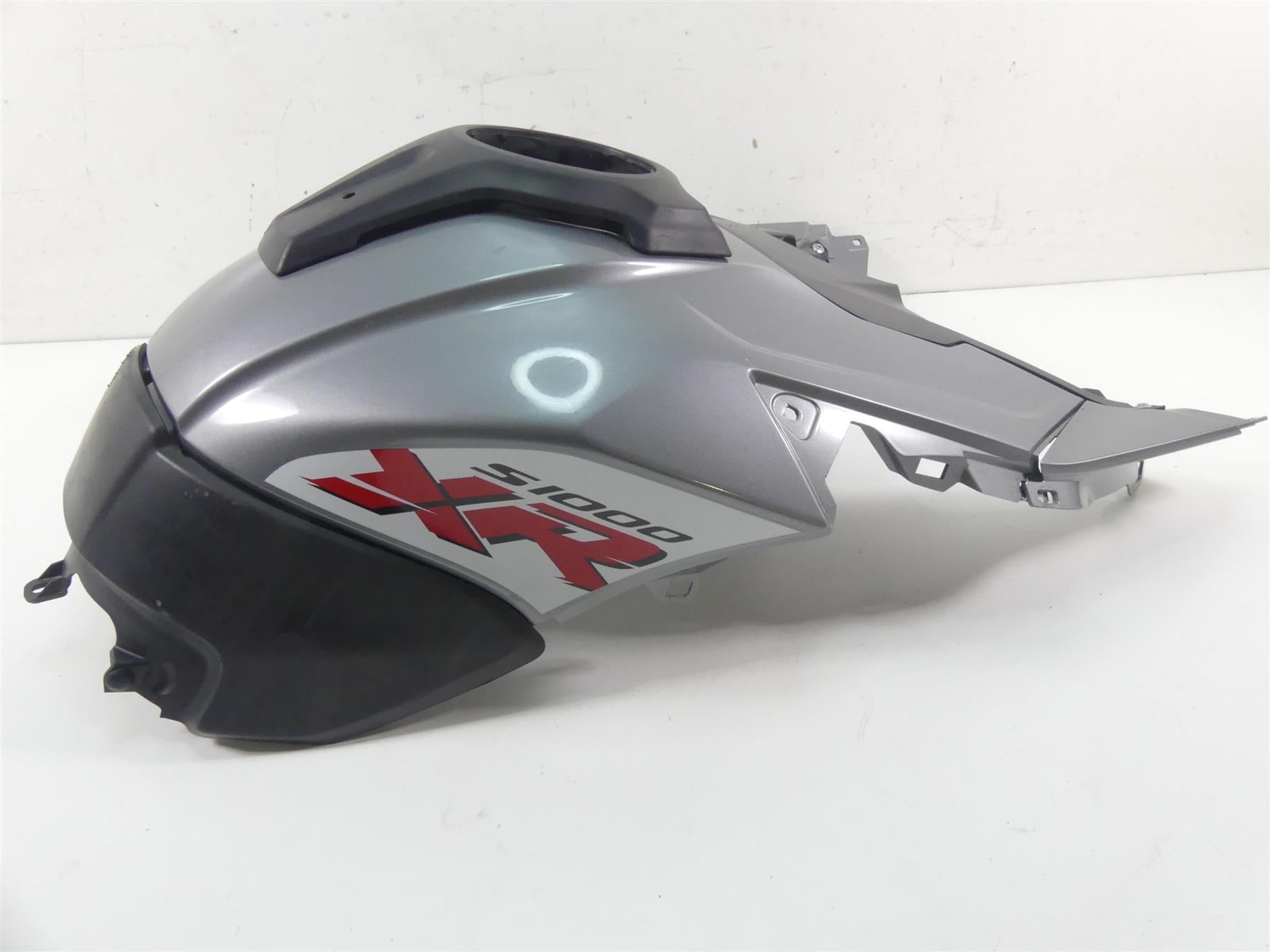 2016 BMW S1000XR K49 Fuel Gas Petrol Tank Cover Fairing 46637717162 {{ shop.shopifyCountryName }} - Mototech271