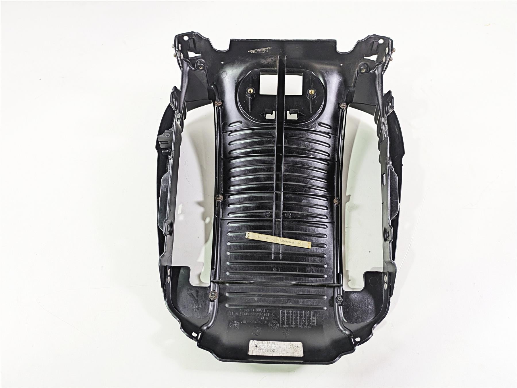 2016 Harley VRSCDX Night Rod Radiator Center Cover Fairing 26813-08A {{ shop.shopifyCountryName }} - Mototech271