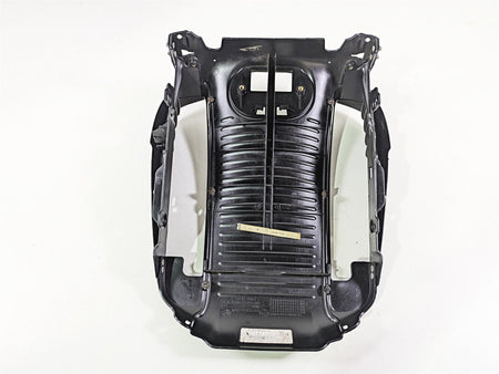2016 Harley VRSCDX Night Rod Radiator Center Cover Fairing 26813-08A {{ shop.shopifyCountryName }} - Mototech271