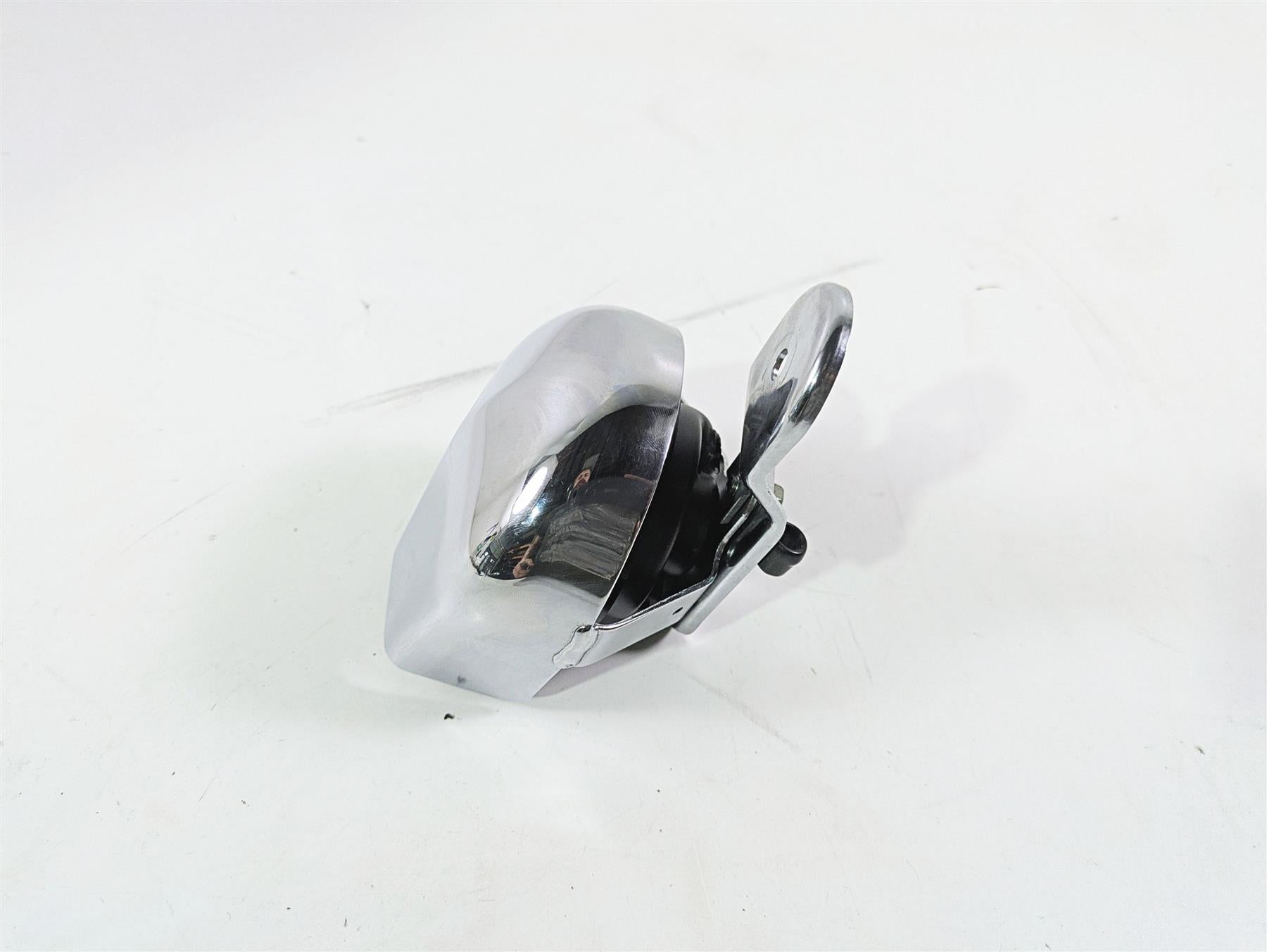 2007 Harley Touring FLHRSE CVO Road King Horn & Chrome Cover 61300478A {{ shop.shopifyCountryName }} - Mototech271