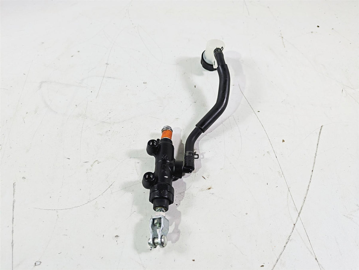 2024 Kawasaki ZX6R ZX636 Ninja Rear Brake Master Cylinder 1/2" 43015-0575 {{ shop.shopifyCountryName }} - Mototech271