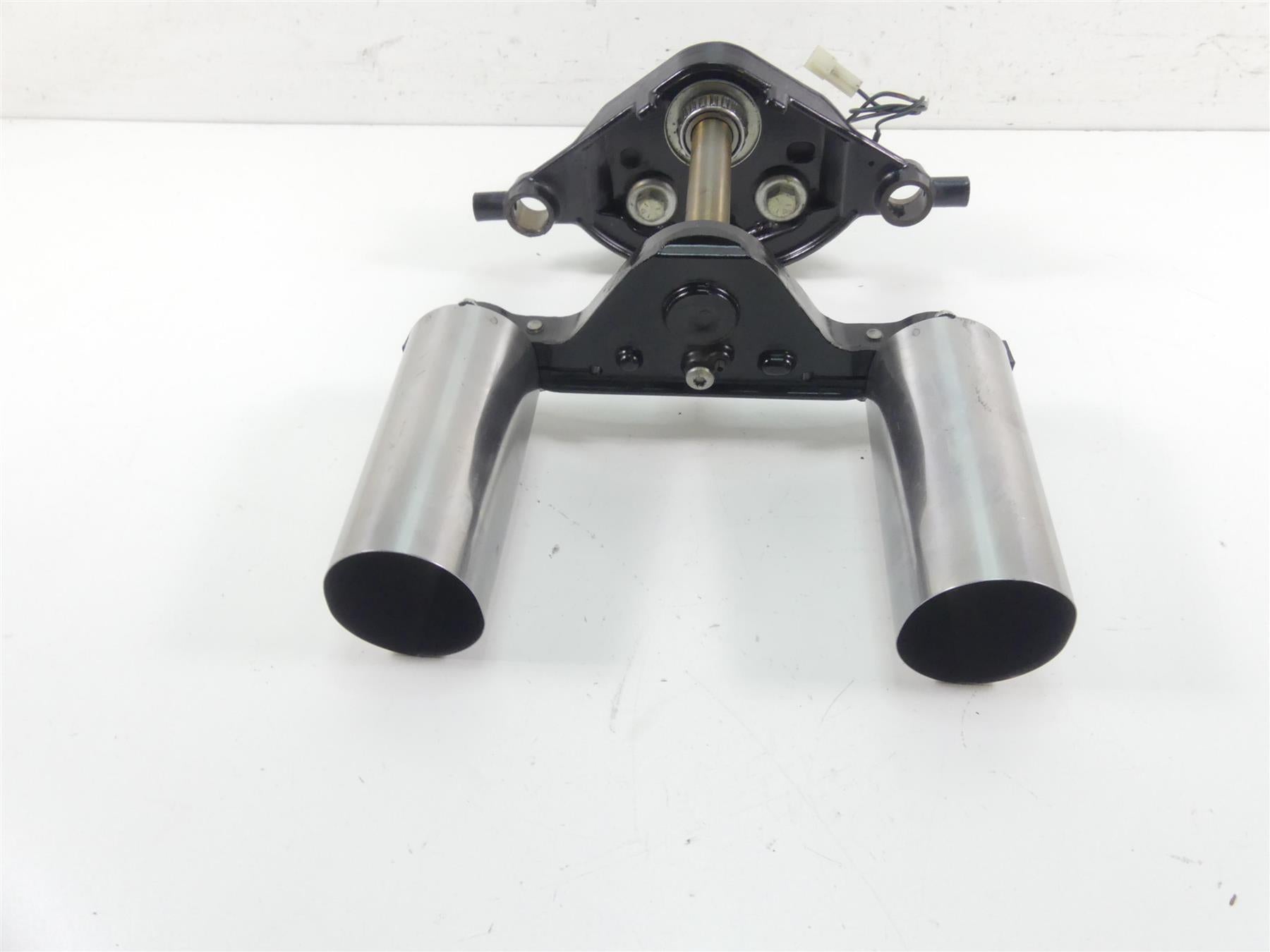 2011 Harley Touring FLTRU Road Glide Triple Trees Riser & Covers Set 45446-09 {{ shop.shopifyCountryName }} - Mototech271