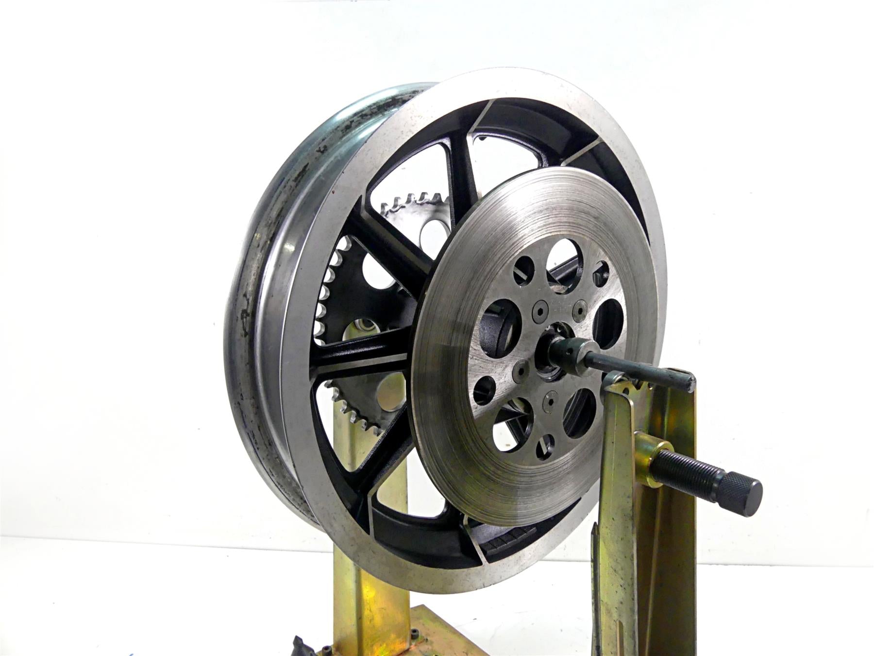 1979 Harley Sportster XLS1000 Roadster Rear Wheel Rim 9 Spoke 16x3 40953-79A {{ shop.shopifyCountryName }} - Mototech271