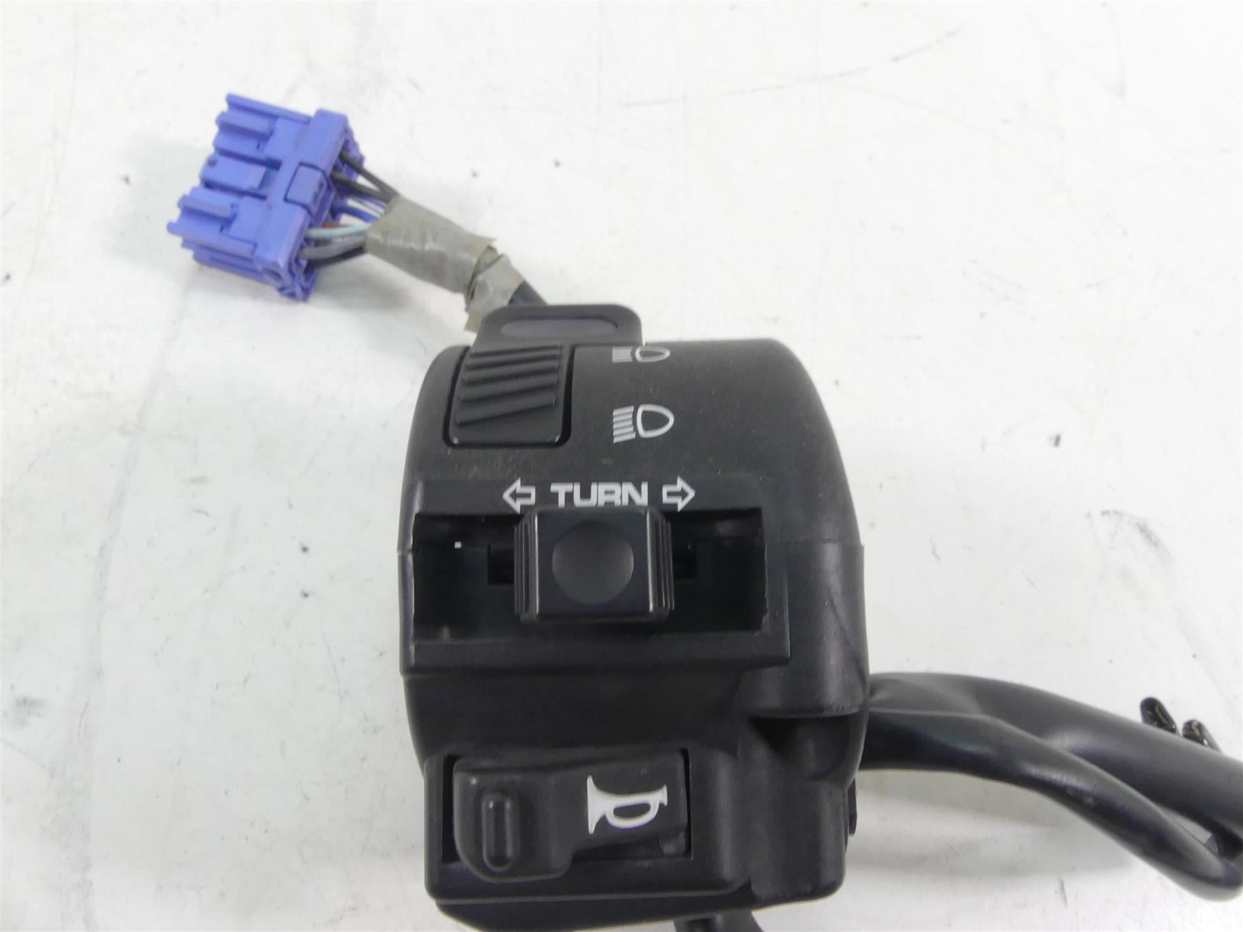 2015 Honda CBR1000 RR SC59 Left Hand Light Control Switch 35200-MGP-A91 {{ shop.shopifyCountryName }} - Mototech271