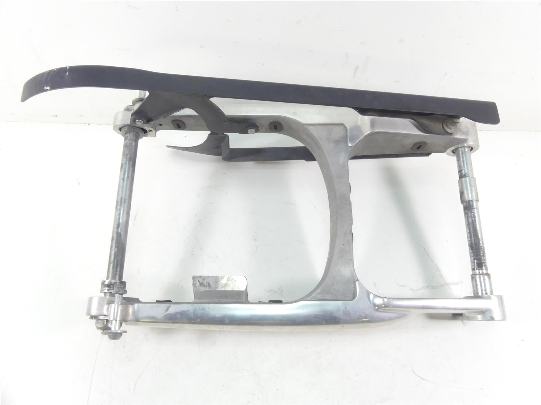2013 Harley VRSCF Muscle V-Rod Rear Swingarm Swing Arm + Axle & Guards 48606-07A {{ shop.shopifyCountryName }} - Mototech271