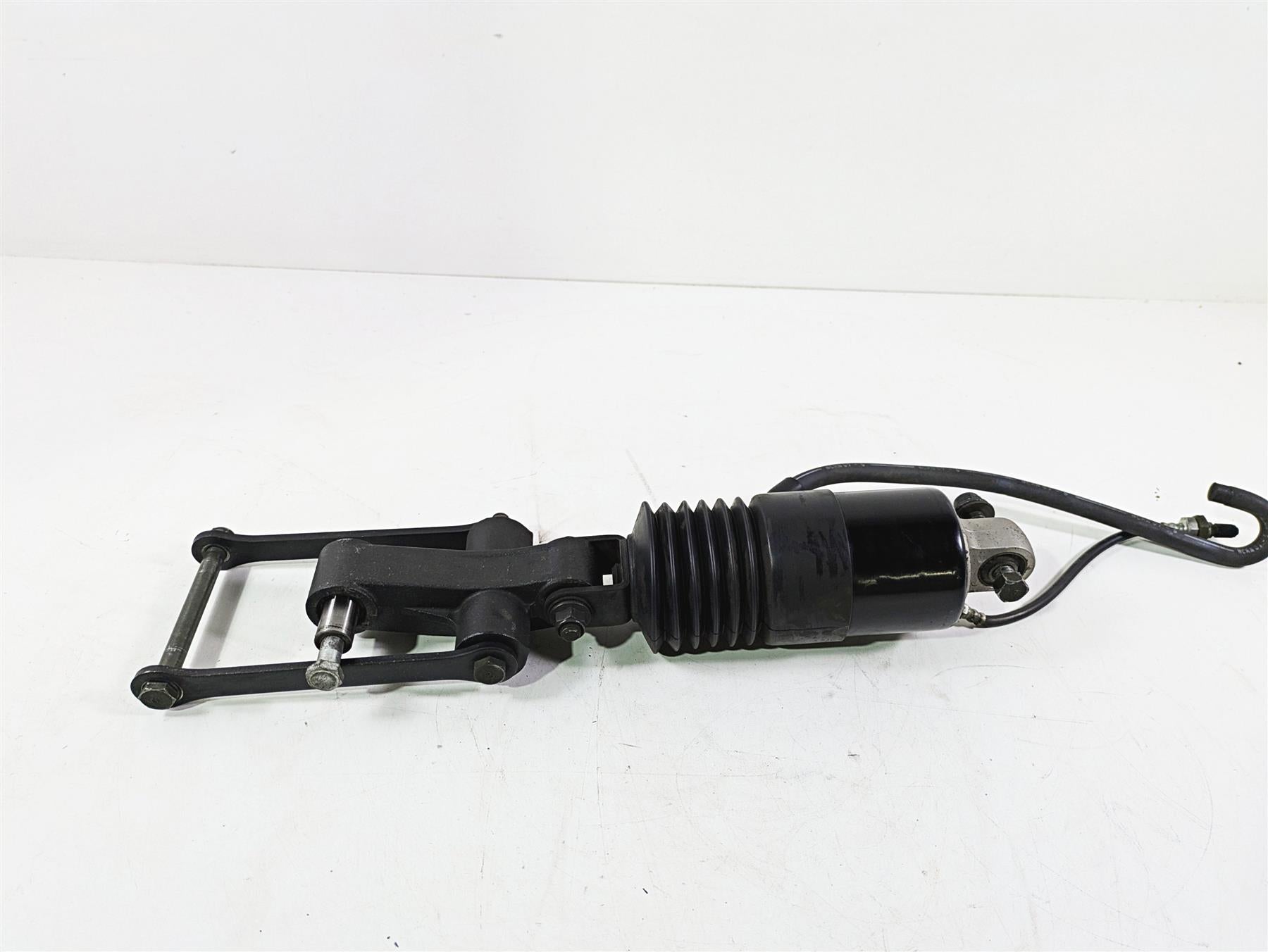 2008 Yamaha XVZ1300 Royal Star Rear Suspension Shock & Linkage 4XY-22210-10-00 {{ shop.shopifyCountryName }} - Mototech271