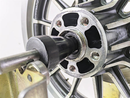 1999 Harley Dyna FXDL Low Rider 16x3 Rear Wheel 13 Spoke Cast Rim 41012-96 {{ shop.shopifyCountryName }} - Mototech271
