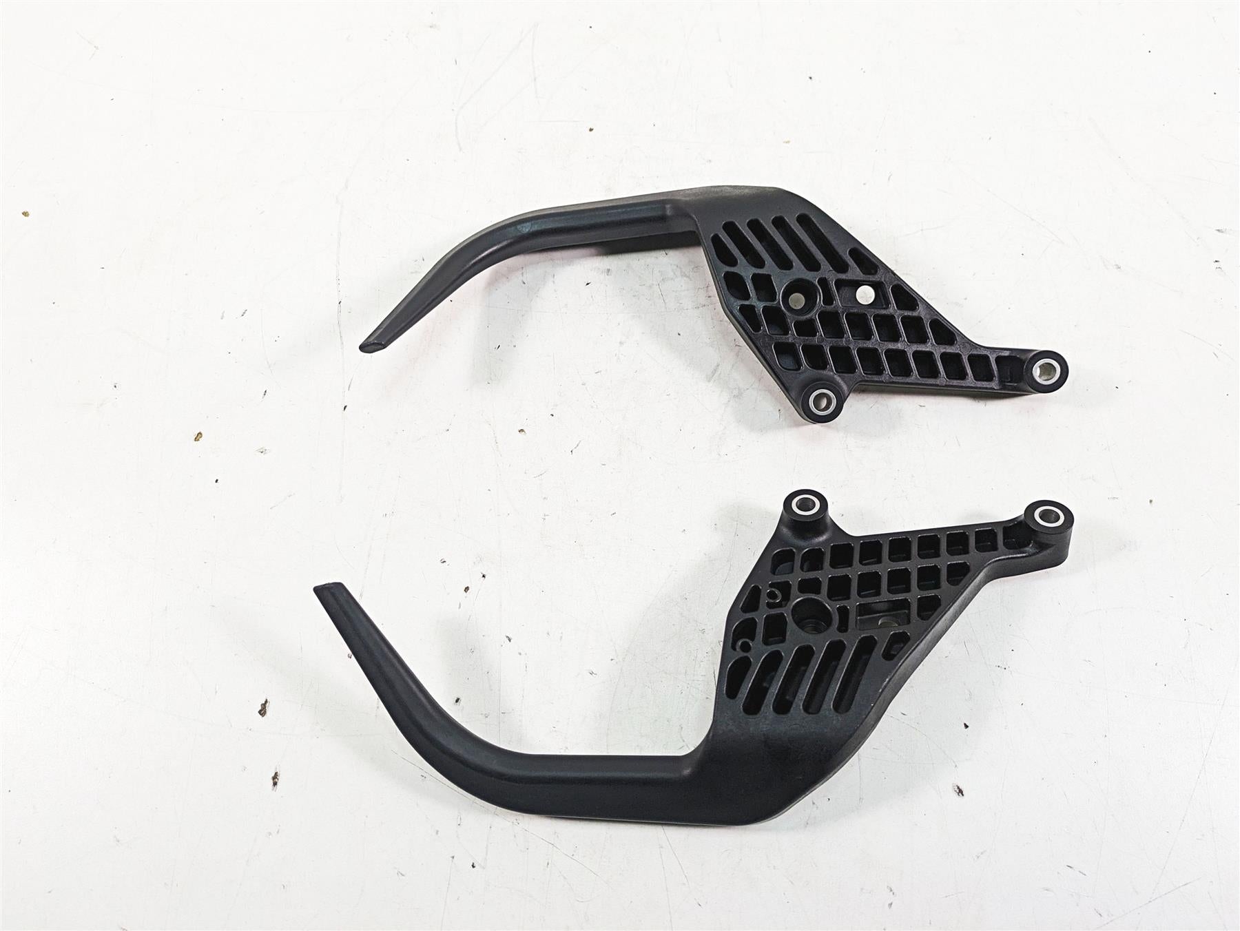 2020 KTM 1290 Super Adventure R Rear Passenger Grab Handle Set 6031200810030 {{ shop.shopifyCountryName }} - Mototech271