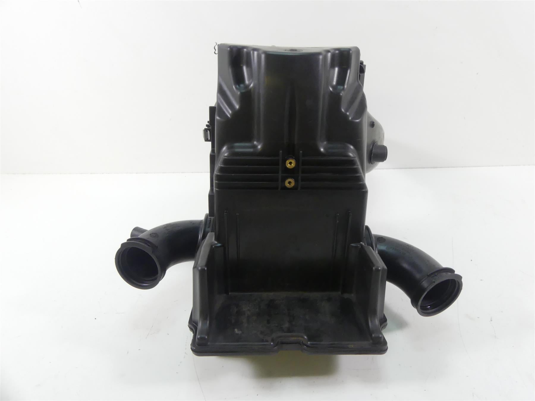 2009 BMW R1200GS K25 Air Box Filter Cleaner + Tubes & Front Air Ram 13717672506 {{ shop.shopifyCountryName }} - Mototech271