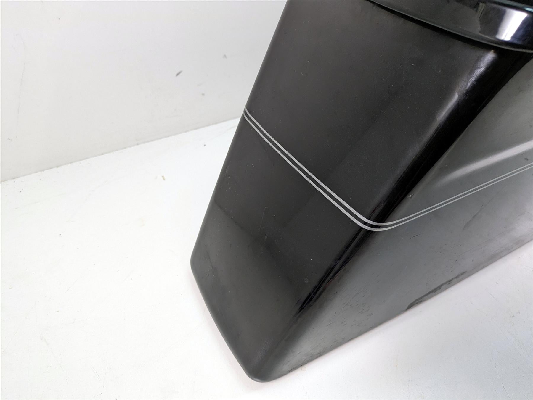 2006 Harley Touring FLHTCUI Electra Glide Right Saddle Bag Saddlebag 90752-93 {{ shop.shopifyCountryName }} - Mototech271
