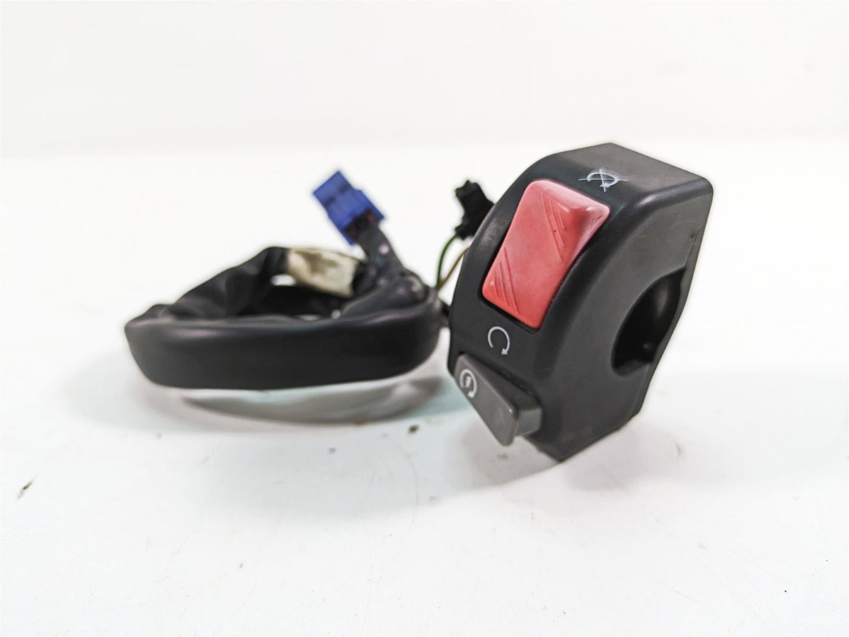 2007 Yamaha R1 YZFR1 Right Hand Kill Start Control Switch 4C8-83973-00-00 {{ shop.shopifyCountryName }} - Mototech271