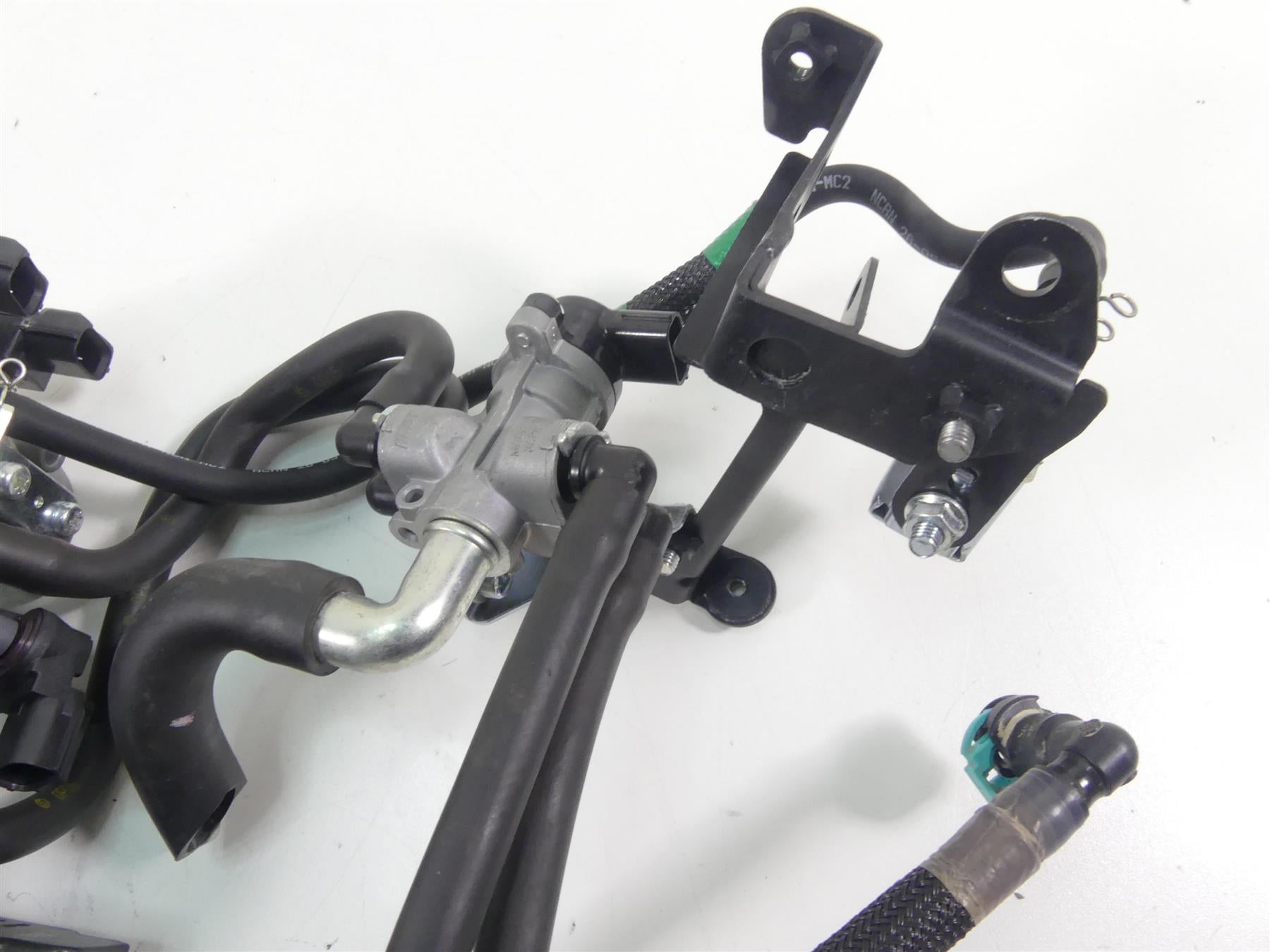 2021 Kawasaki ZX1400 ZX14R Ninja Mikuni Throttle Body Injection Set 16163-0780 {{ shop.shopifyCountryName }} - Mototech271