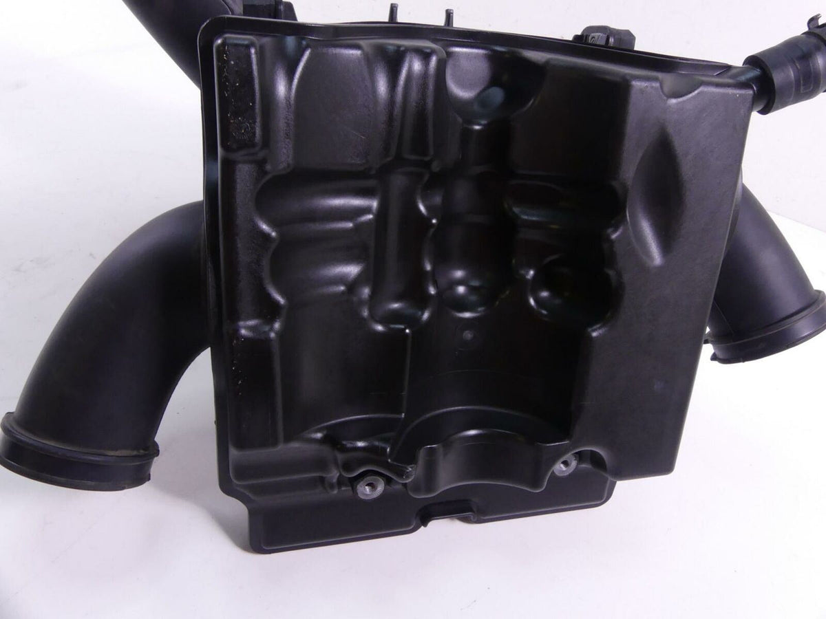 2013 BMW R1200RT K26 Air Box Filter Cleaner Breather With Tubes 13717720045 {{ shop.shopifyCountryName }} - Mototech271