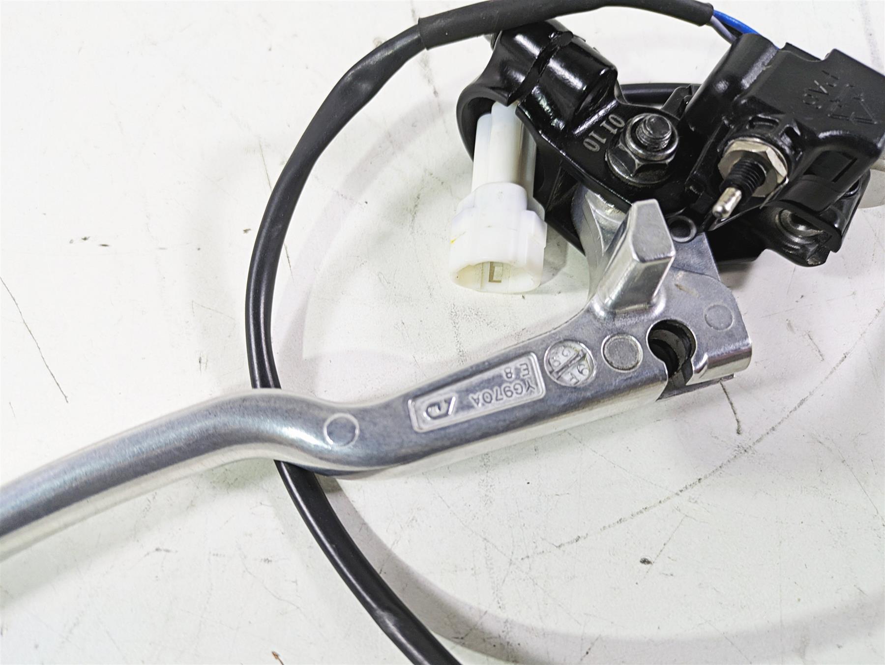2021 Aprilia RS660 Clutch Perch & Straight Lever & Safety Switch 2B003552 {{ shop.shopifyCountryName }} - Mototech271