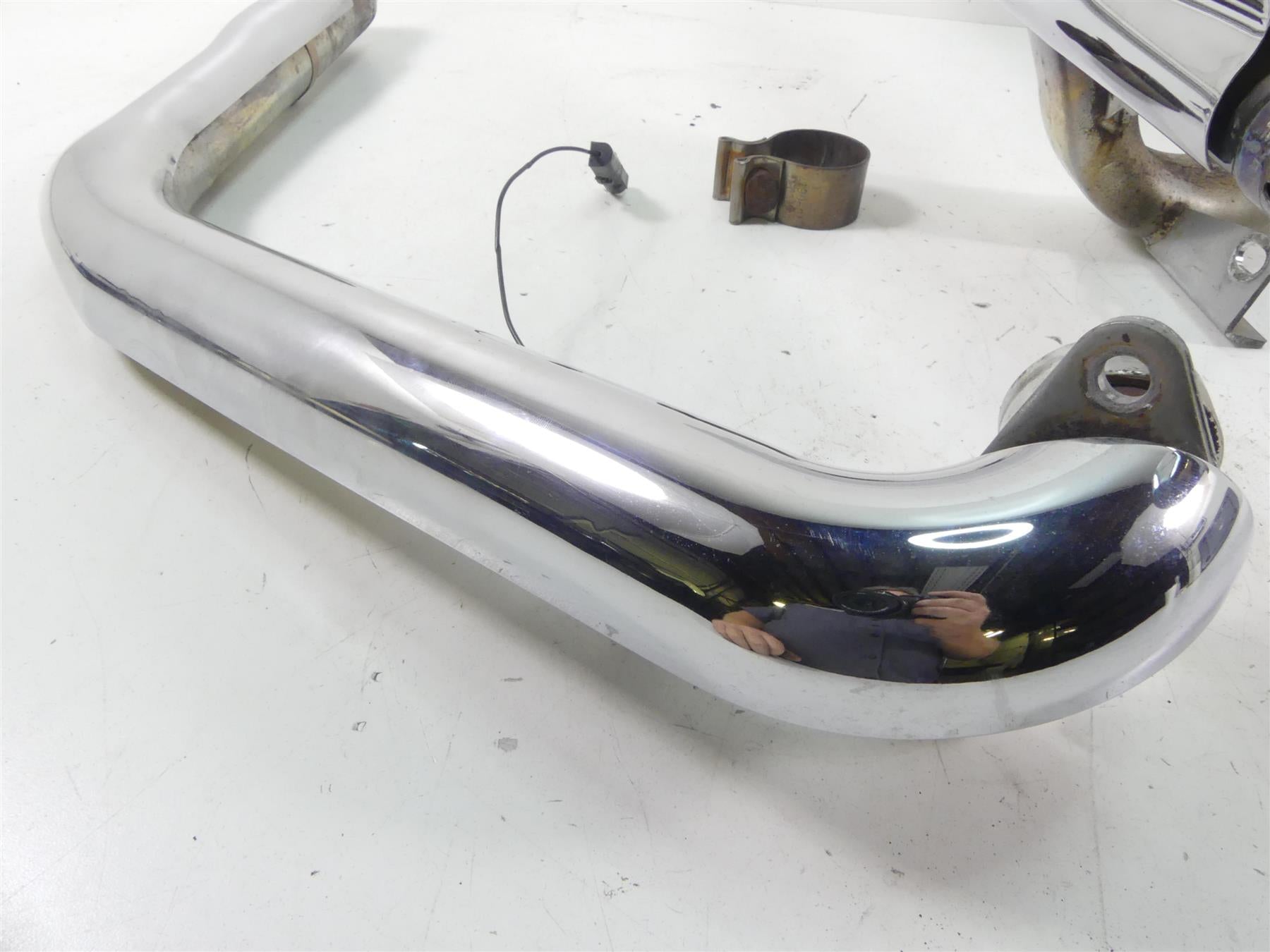 2011 Victory Vision Tour Oem Exhaust Header Manifold Pipe Chrome Set 1262072 {{ shop.shopifyCountryName }} - Mototech271