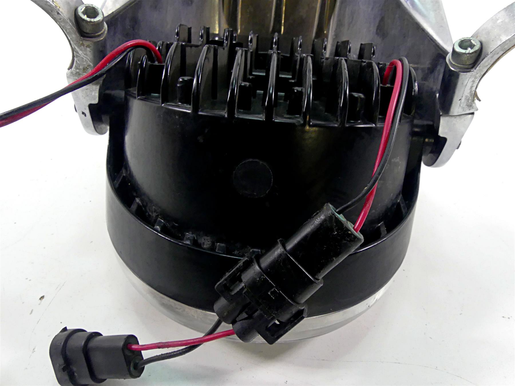 2005 Harley VRSCSE CVO V-Rod Led Headlight Head Light Lamp & Visor 68897-05 {{ shop.shopifyCountryName }} - Mototech271