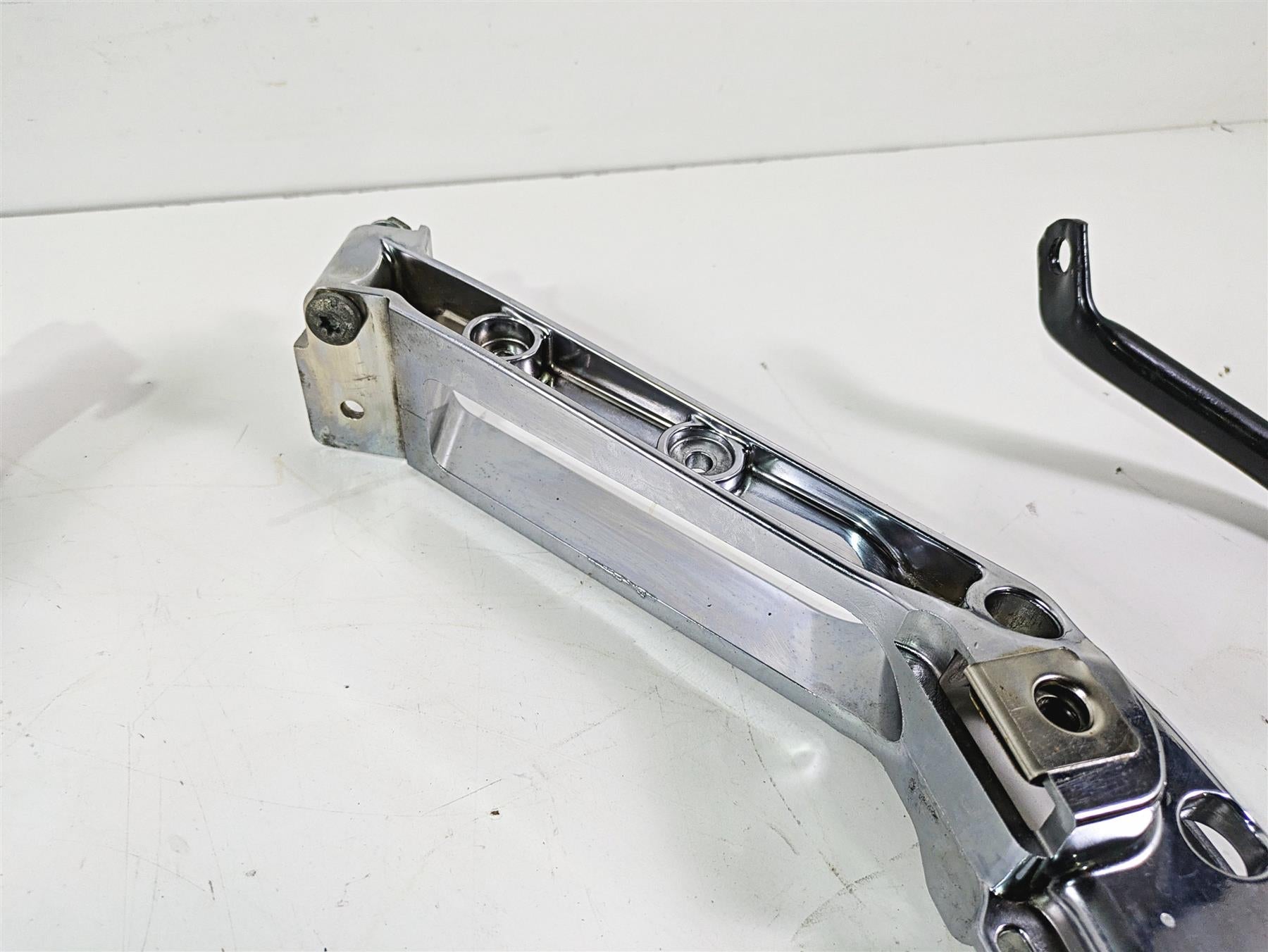 2016 Harley Touring FLTRX Road Glide Saddlebag Chrome Support Set 90200503 {{ shop.shopifyCountryName }} - Mototech271