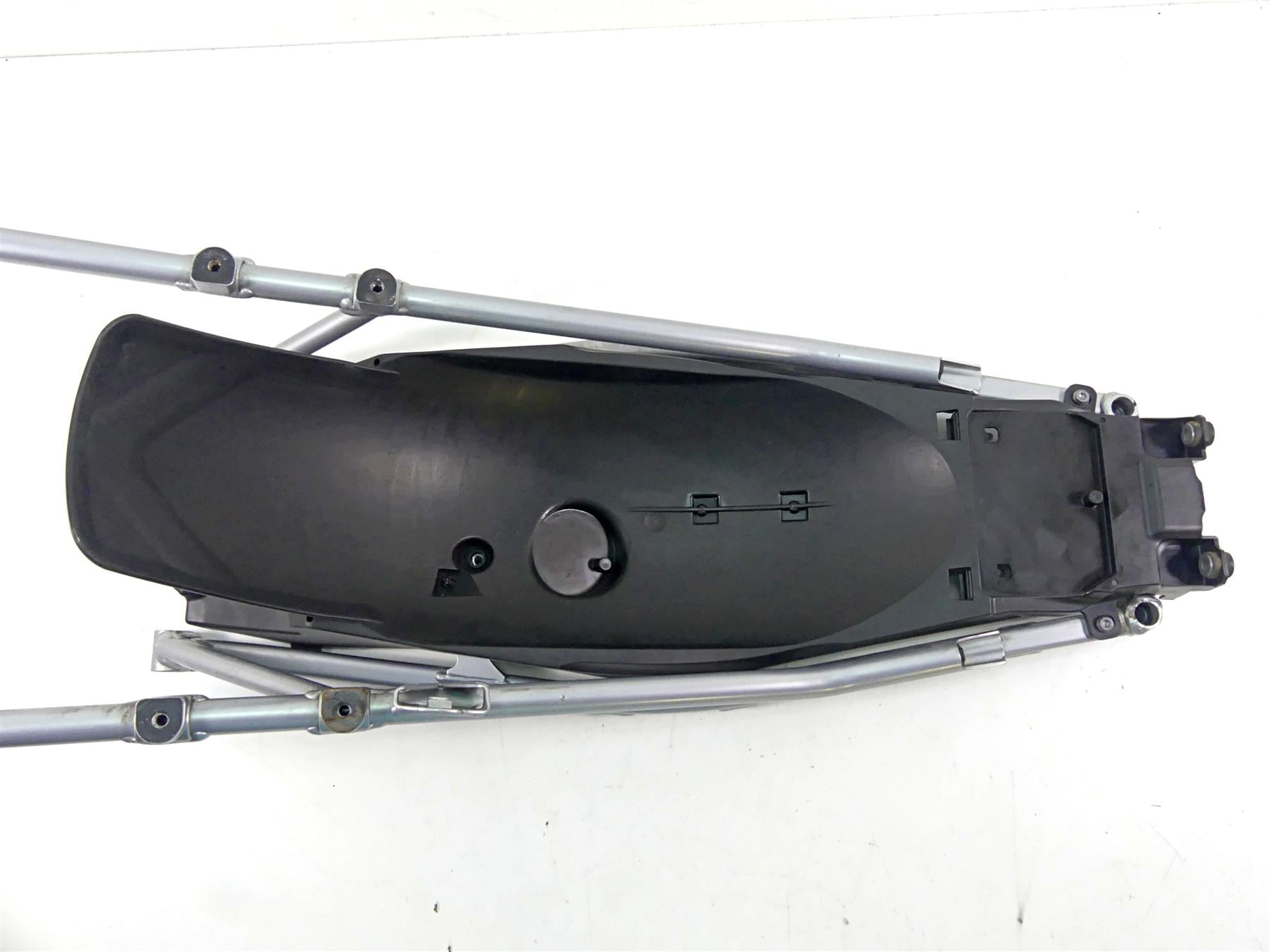 2014 BMW R1200GS K50 Straight Rear Subframe & Inner Fender 46518534315 {{ shop.shopifyCountryName }} - Mototech271