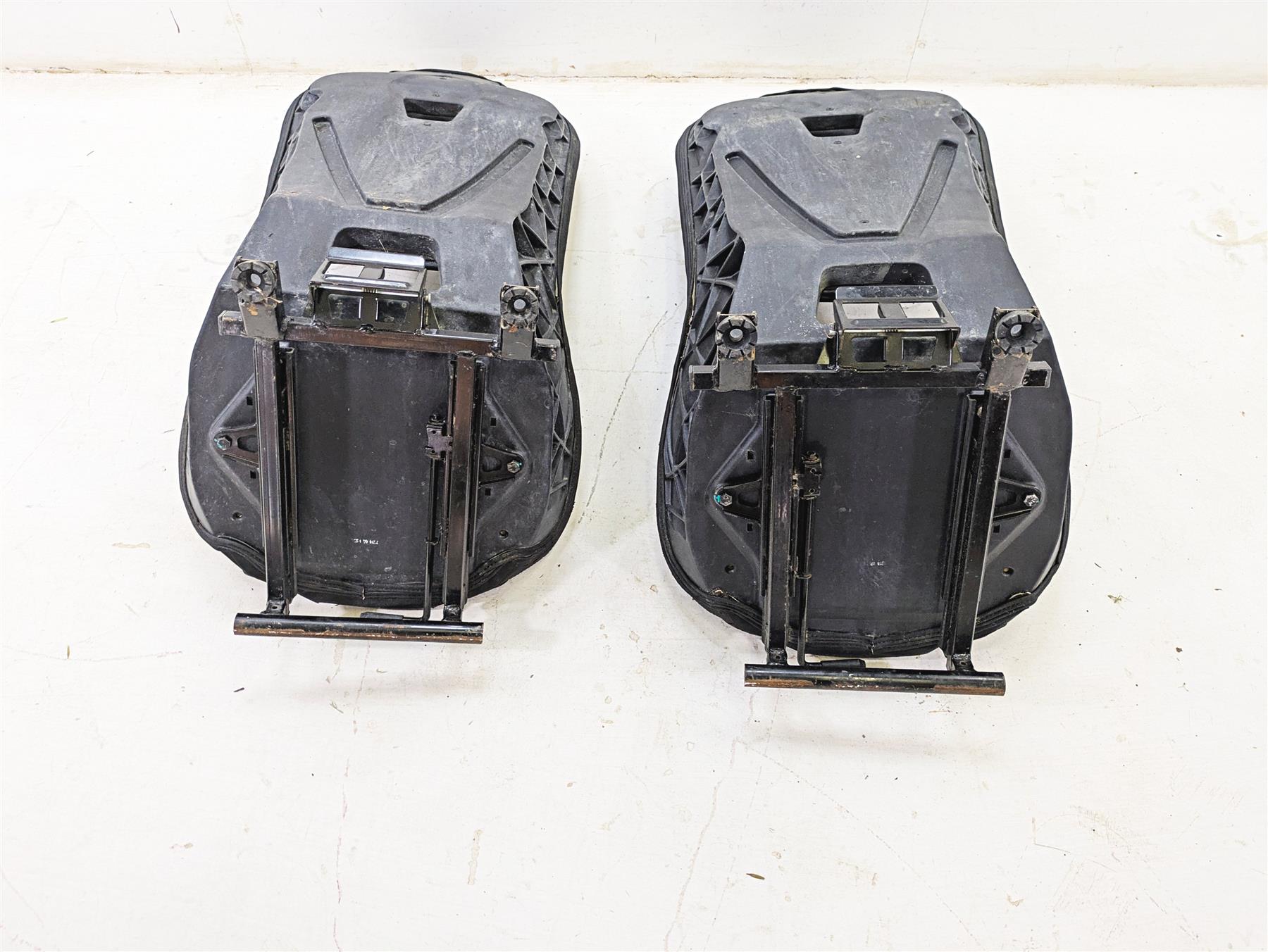 2021 CFMoto Zforce 950 Sport Left Right Seat Saddle READ 5BY0-131000 5BY0-132000 {{ shop.shopifyCountryName }} - Mototech271