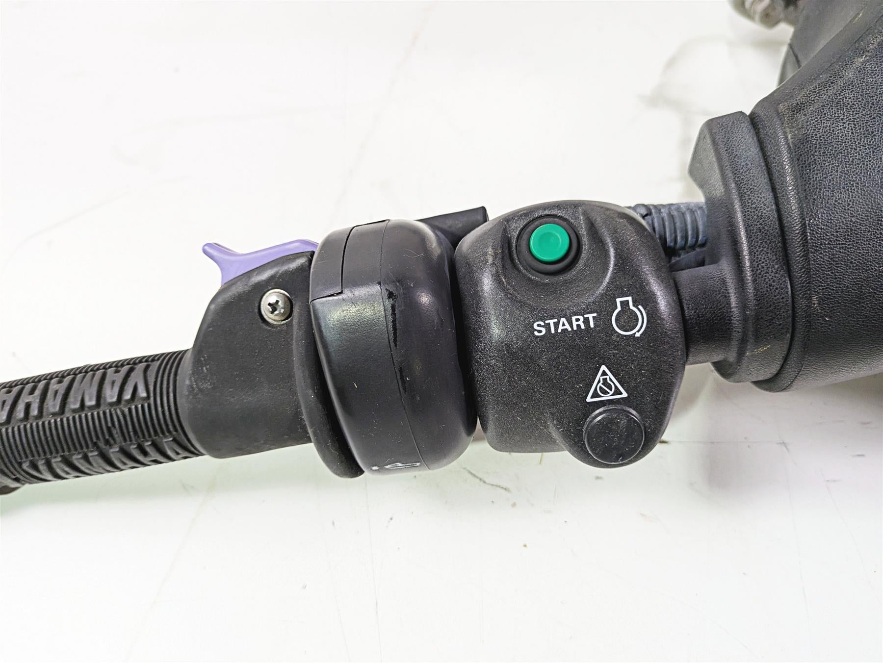 2006 Yamaha GP1300R Waverunner Steering Handlebar Control Switch Set F1G-61541 {{ shop.shopifyCountryName }} - Mototech271