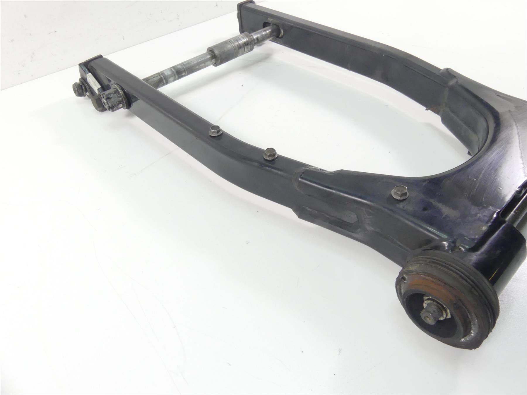 1995 Harley Touring FLHTCU Electra Glide Rear Swingarm Swing Arm + Axle 47544-85 {{ shop.shopifyCountryName }} - Mototech271