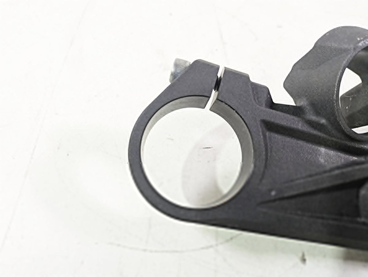 2020 Kawasaki ZX6R Ninja Upper Triple Tree Steering Clamp 44039-0181 {{ shop.shopifyCountryName }} - Mototech271