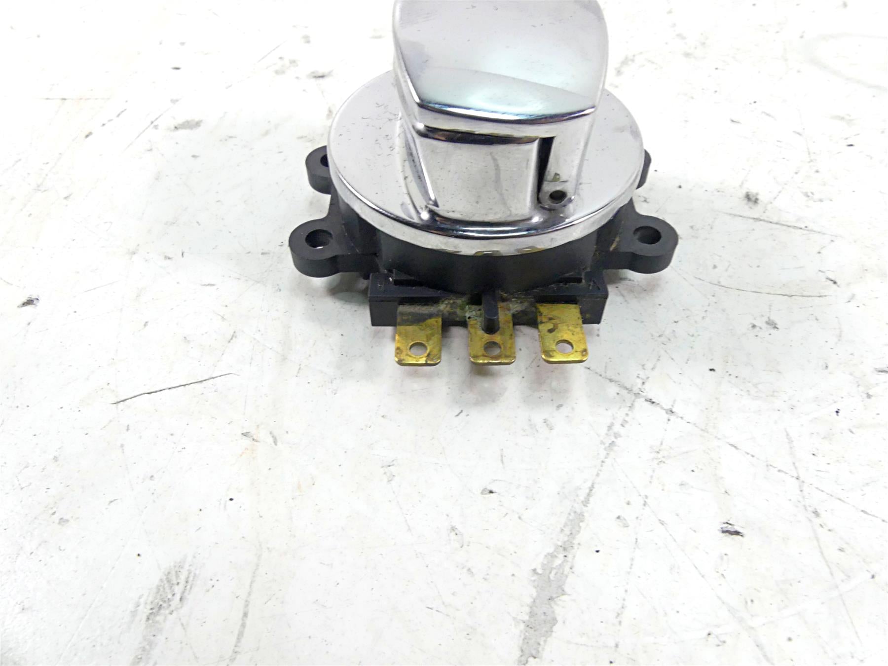 2006 Harley Softail FXSTSI Springer Ignition Switch Key Steering Lock 71450-04 {{ shop.shopifyCountryName }} - Mototech271
