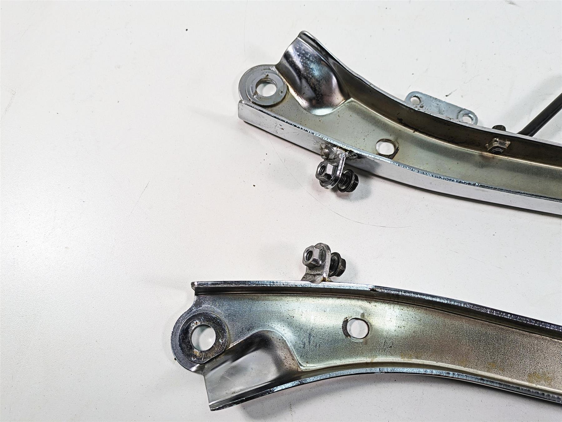 2006 Honda VT1100 C2 Shadow Rear Fender Frame Struts 77330-MCK-A00 77340-MCK-A00 {{ shop.shopifyCountryName }} - Mototech271