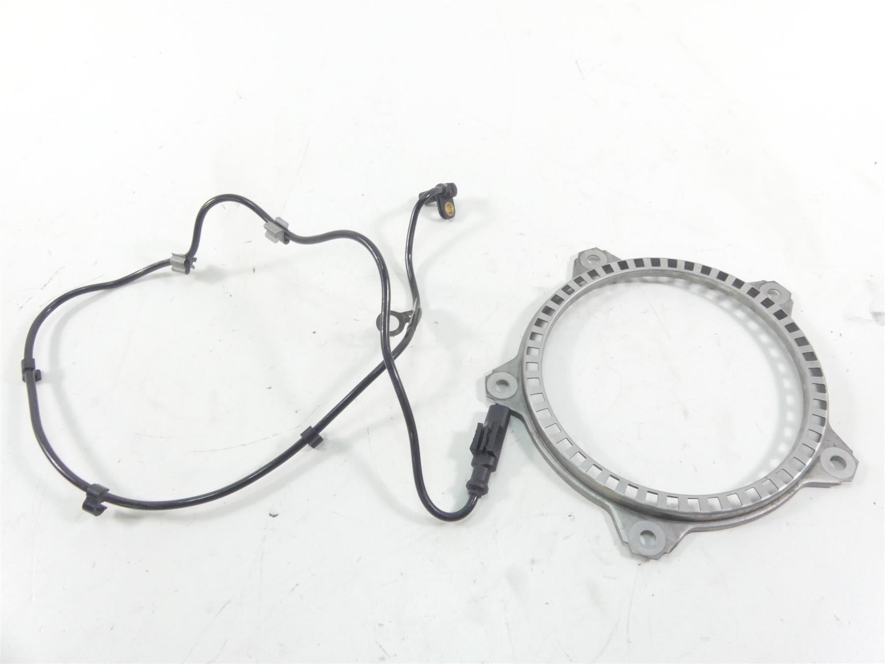 2018 BMW S1000RR K46 Front Abs Brake Wheel Speed Sensor + Plate 34527715117 | Mototech271