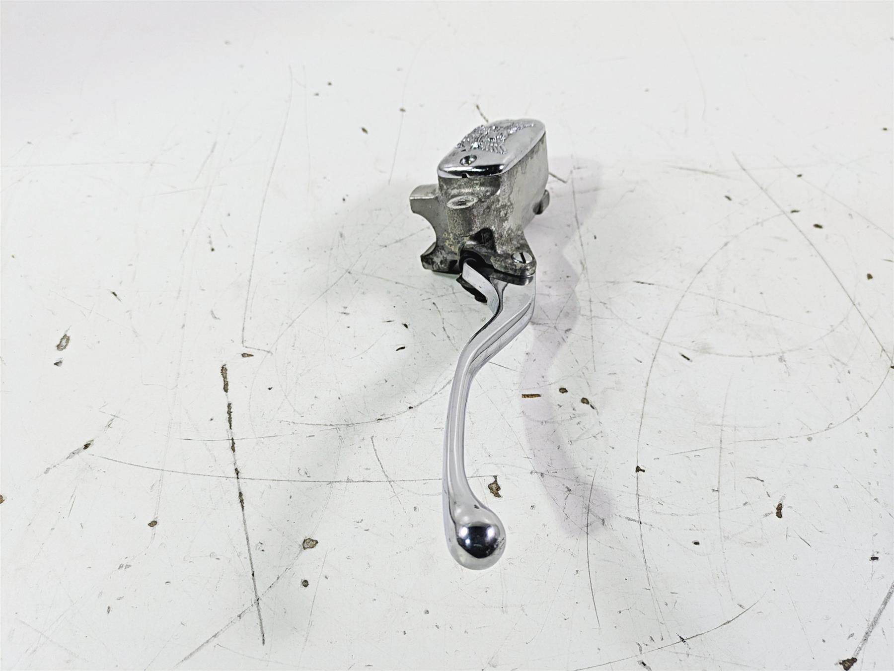 2002 Honda GL1500 CD Valkyrie Deluxe Front Brake Master Cylinder 45510-MZ0-A41 {{ shop.shopifyCountryName }} - Mototech271