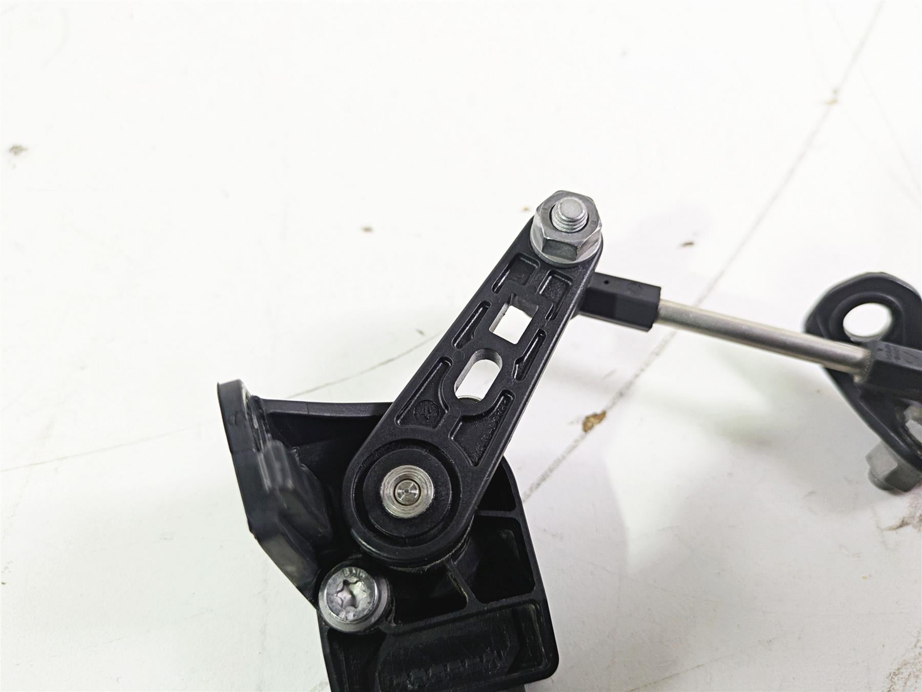 2017 BMW S1000RR K46 Bike Shock Level Height Leveling Sensor 37146870000 {{ shop.shopifyCountryName }} - Mototech271