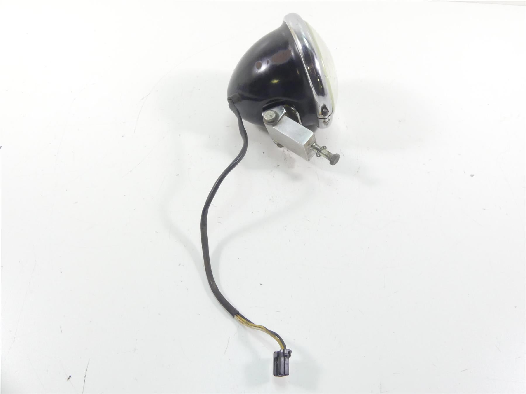 2011 Harley FXDWG Dyna Wide Glide Headlight Head Light Lamp + Bucket 68297-05B {{ shop.shopifyCountryName }} - Mototech271