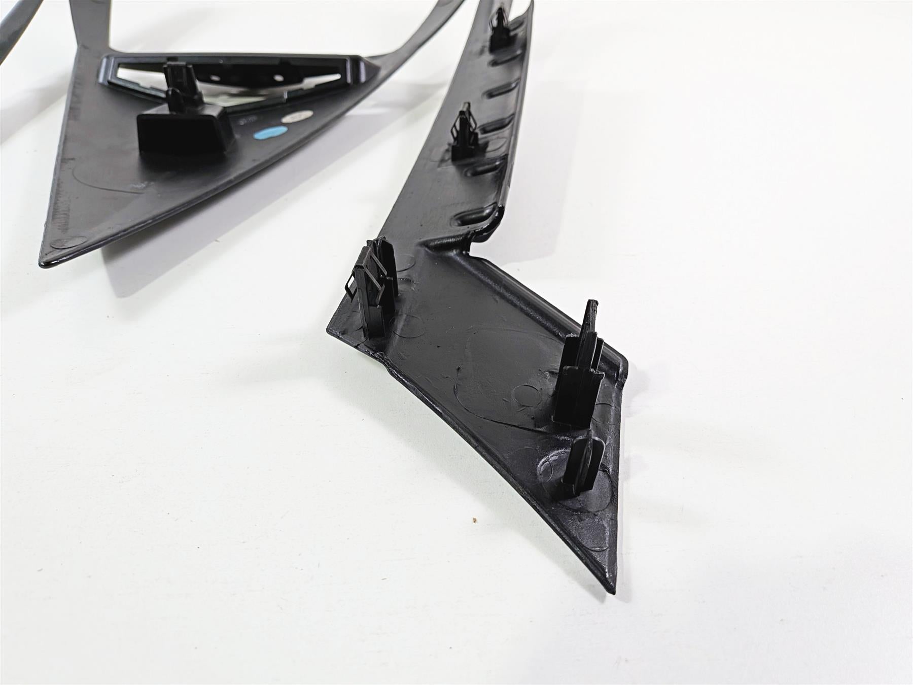 2013 Victory Vision Tour Black Rear Taillight Center Fairing Cover 5436209 {{ shop.shopifyCountryName }} - Mototech271