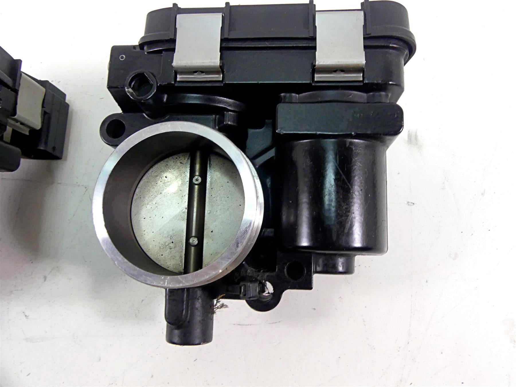2016 BMW R1200GS Adv K51 Throttle Body Bodies Fuel Injection Set 13548564959 {{ shop.shopifyCountryName }} - Mototech271