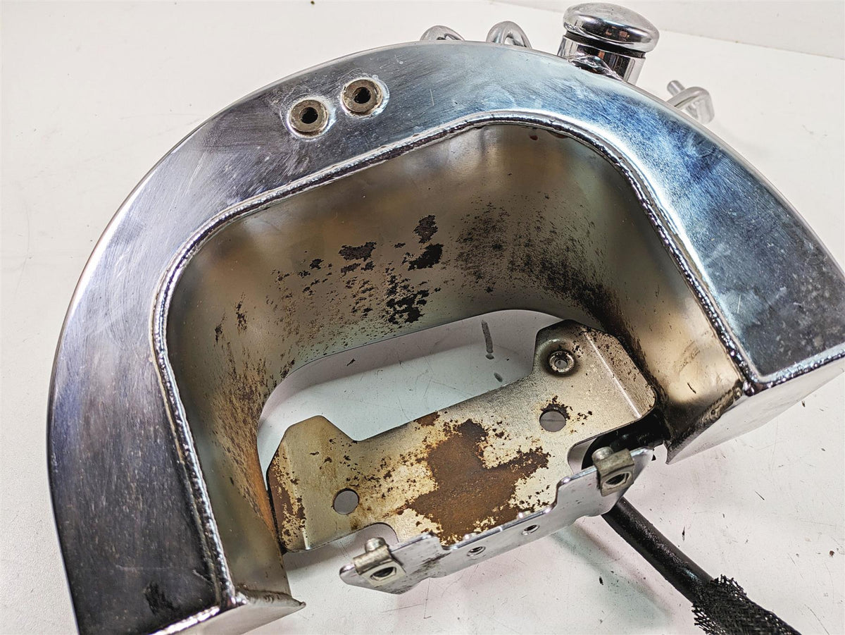 2013 Harley Softail FLSTC Heritage Classic Oil Tank Reservoir & Lines 62498-01A {{ shop.shopifyCountryName }} - Mototech271