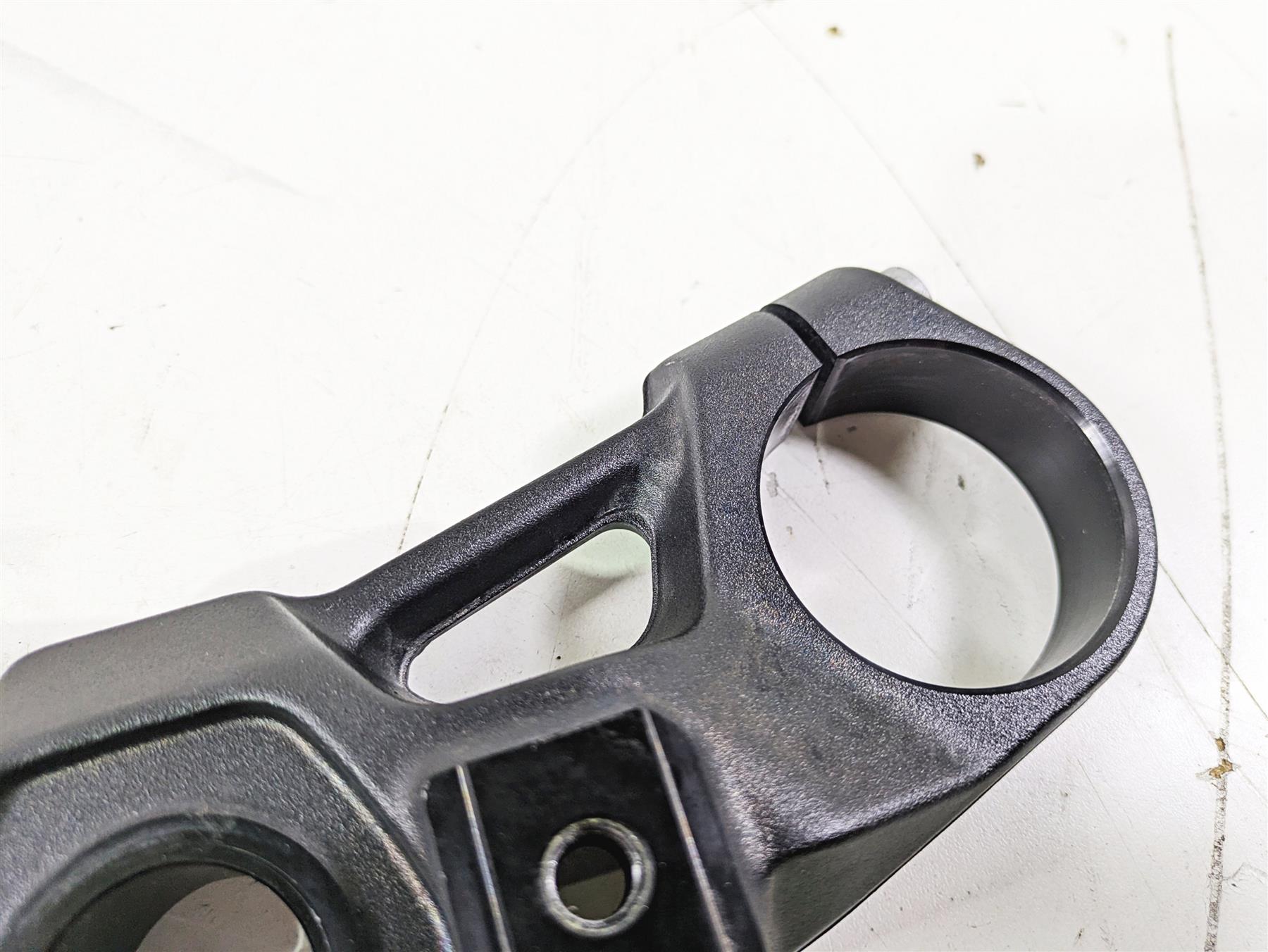 2022 KTM 1290 Super Adventure S Upper Triple Tree Steering Clamp 61901034032 {{ shop.shopifyCountryName }} - Mototech271