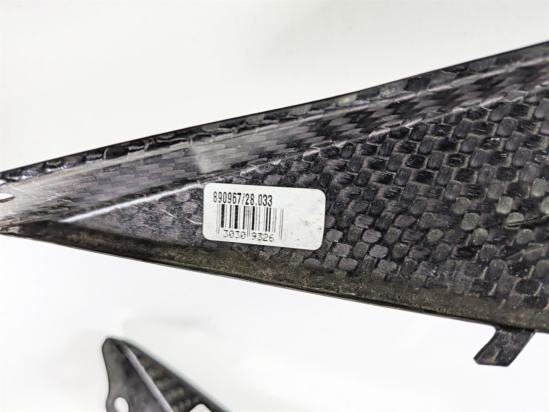 2014 Aprilia RSV4 RR Factory Left Right Leg Carbon Fiber Cover Set 890966 890967 {{ shop.shopifyCountryName }} - Mototech271