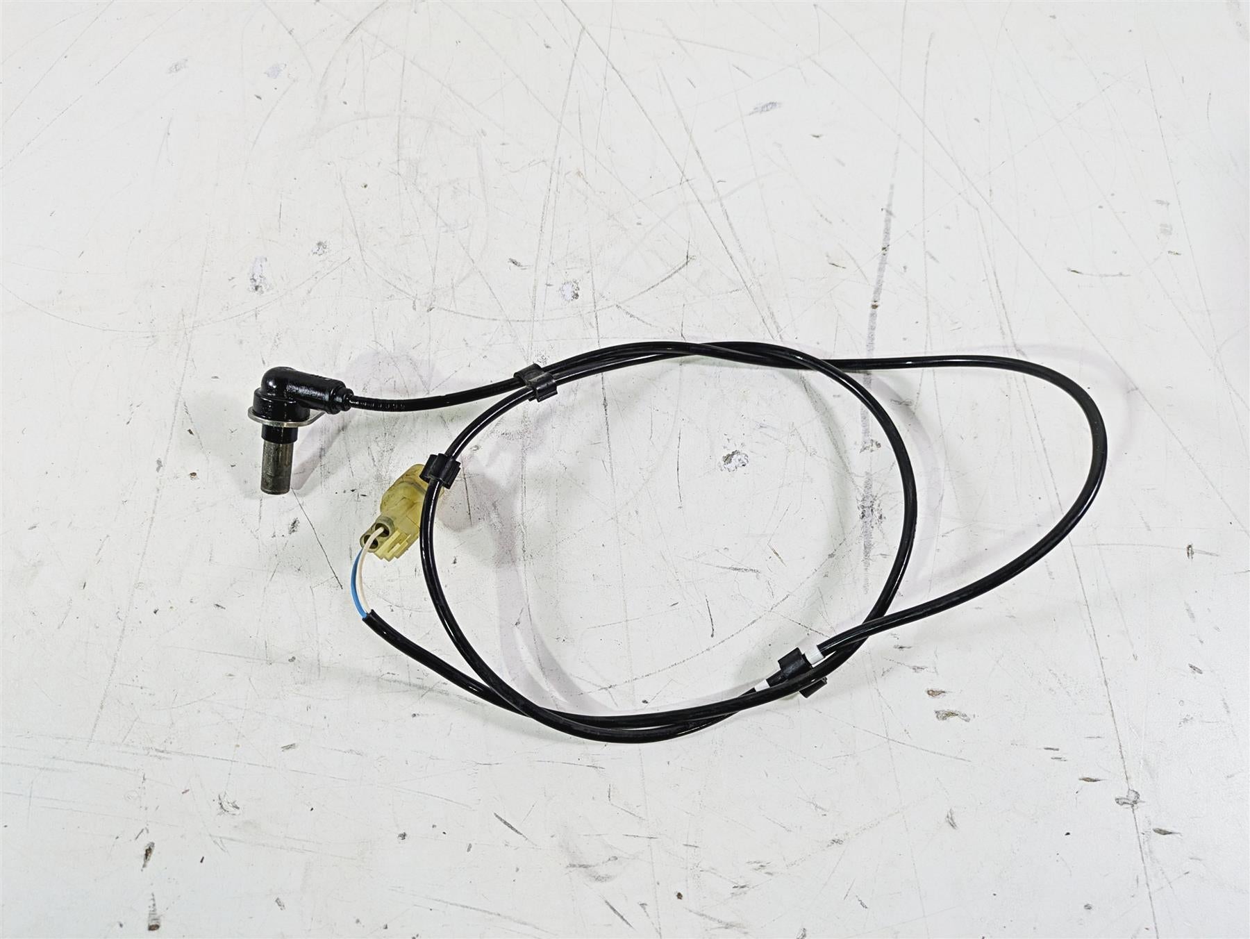 2020 Triumph Daytona 765 Moto2 Front Abs Brake Wheel Speed Sensor T2024445 {{ shop.shopifyCountryName }} - Mototech271